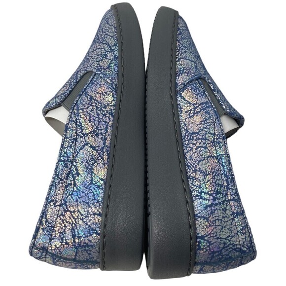 NEW Vionic Avery Sneakers Size 6 Suede Slip On Blue Iridescent Metallic Shoes - Picture 4 of 11